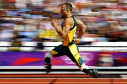 TES前途光明！，浓眉哥新星败北表现突出观众掌声雷动