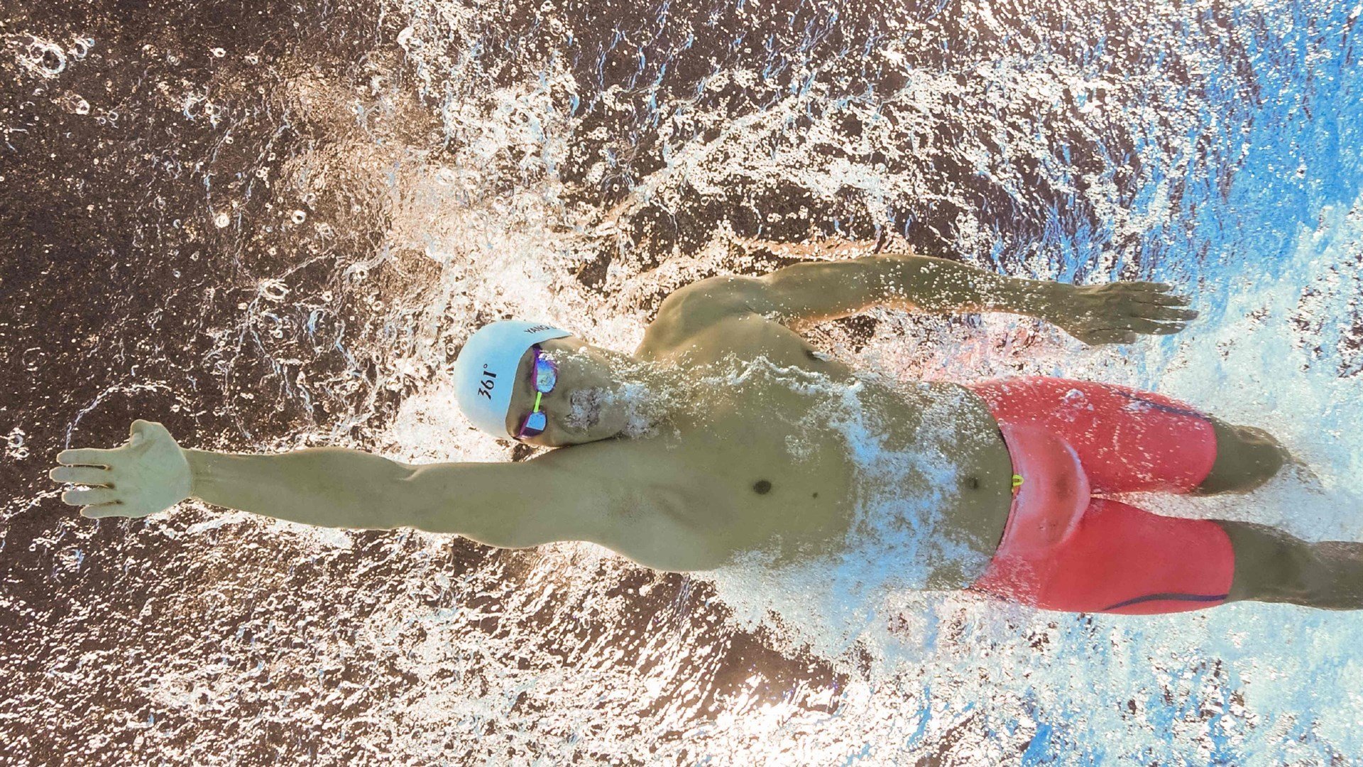 东契奇手感滚烫,带领辽宁男篮横扫洛杉矶湖人,赛后一句话霸气侧漏